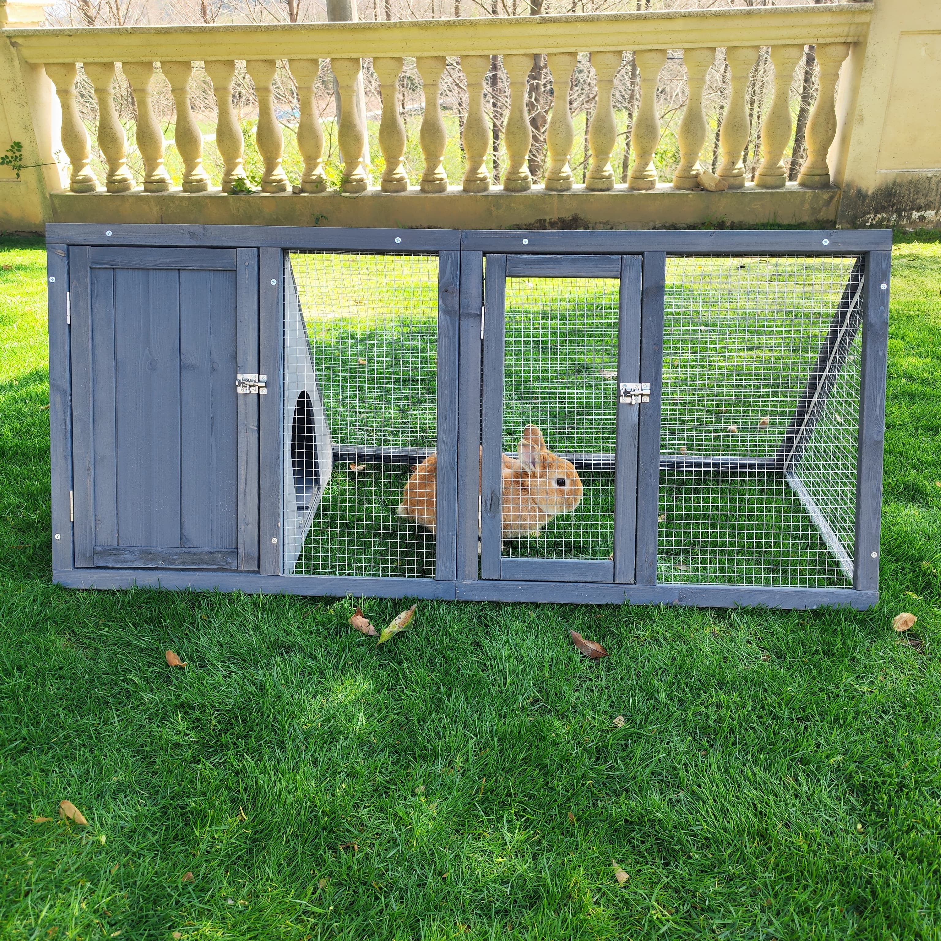 Rabbit Hutch Outdoor Small Chicken Coop Wooden Triangle Cage w/ Run and Ventilated Wire Mesh for Quail Reptile Small Animal