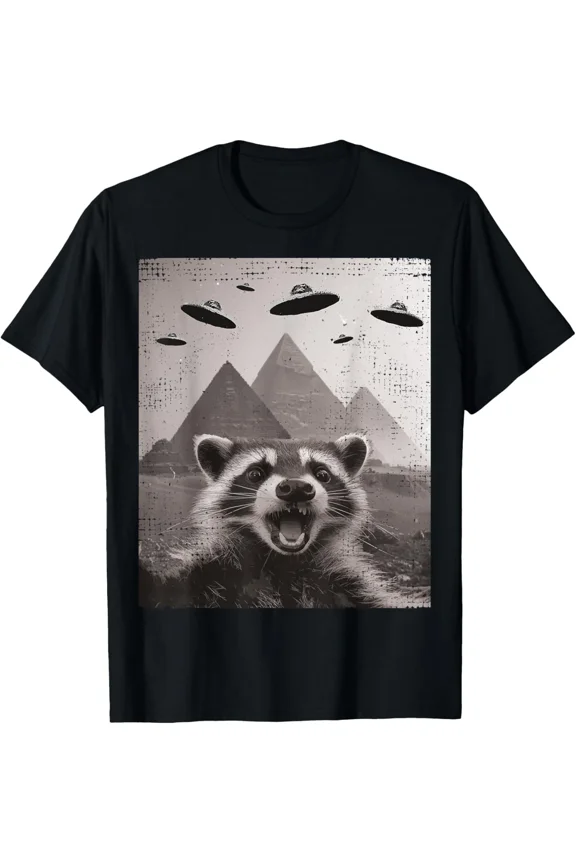Raccoon UFO Meme - Funny Racoon Selfie with UFOs Unisex T-Shirt