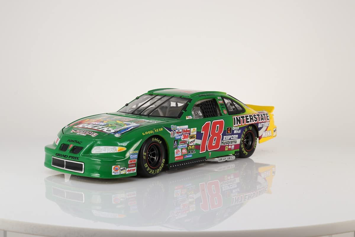 Racecar Model Bobby Labonte #18 Interstate Batteries Racers 1999 Pontiac 1  of 7,500 1/24 Scale diecast Model car-Collectible Display Racing