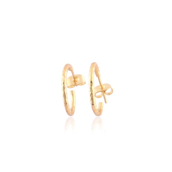 Radiate timeless elegance with our stunning Gold Plated Earrings - the epitome of sophistication for every occasion