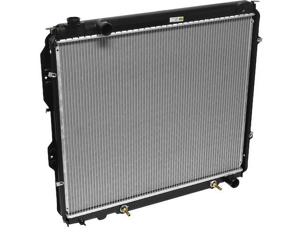 Radiator - Compatible with 2001 - 2007 Toyota Sequoia 2002 2003 2004 ...