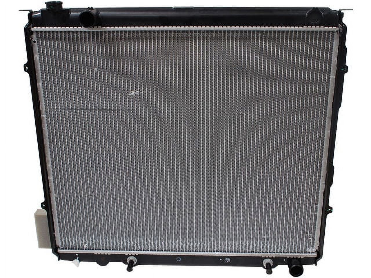 Radiator - Compatible with 2001 - 2007 Toyota Sequoia 2002 2003 2004 ...
