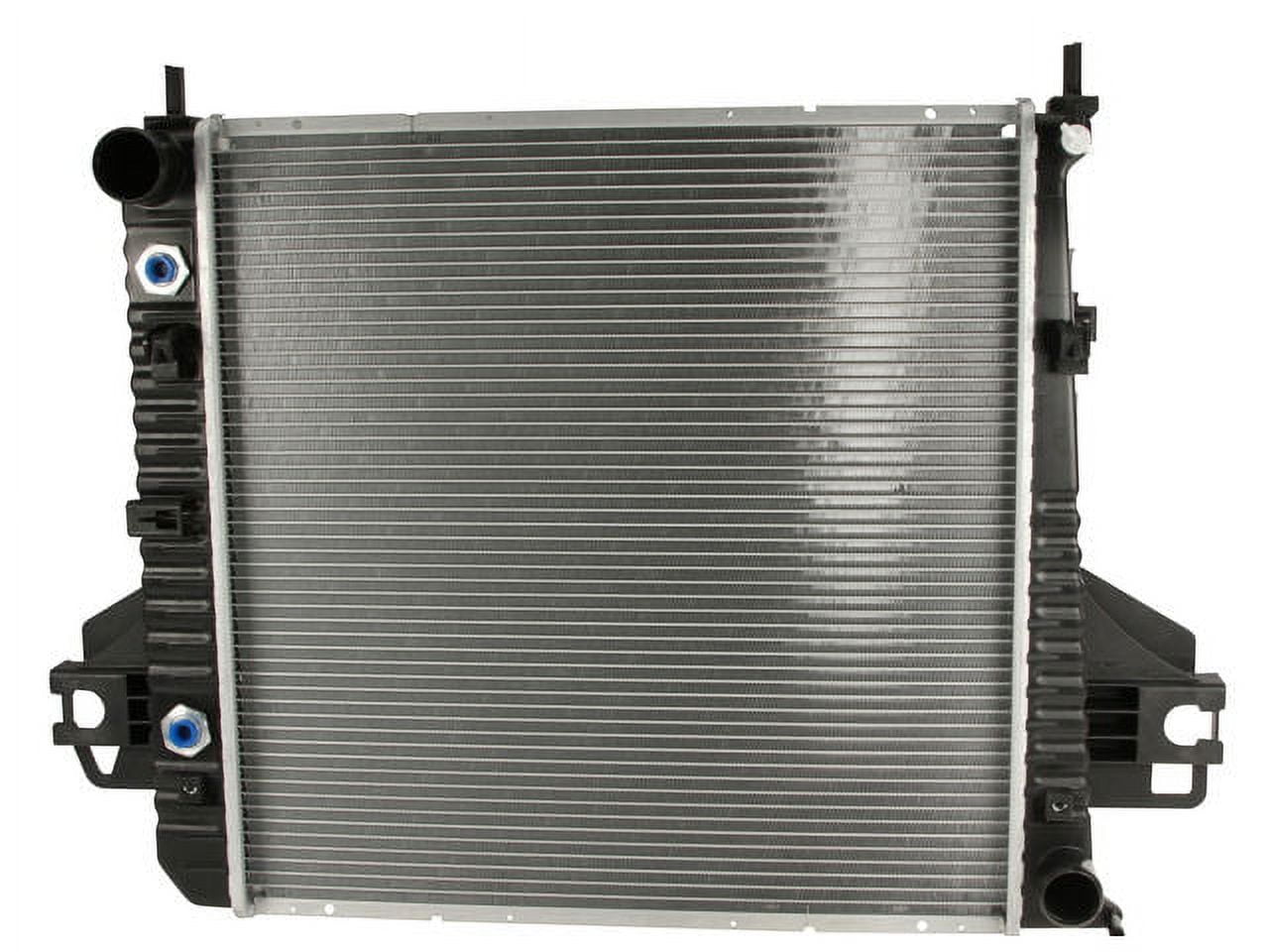Radiator For Jeep Liberty 2004