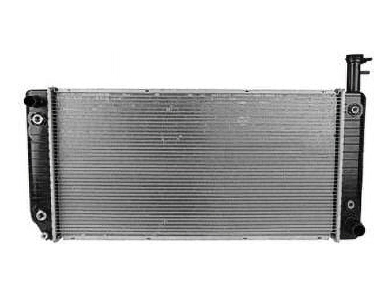Radiator - Compatible with 2004 - 2017 Chevy Express 2500 2005 2006 ...