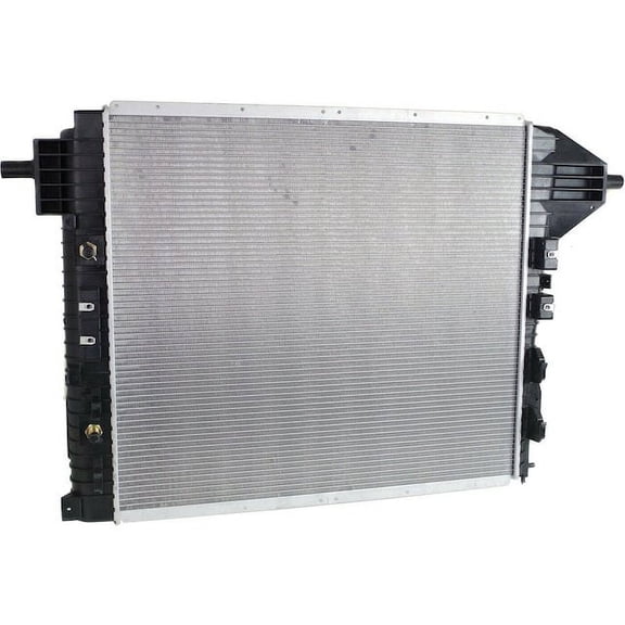Radiator - Compatible with 2008 - 2010, 2013 Ford F-350 Super Duty 2009