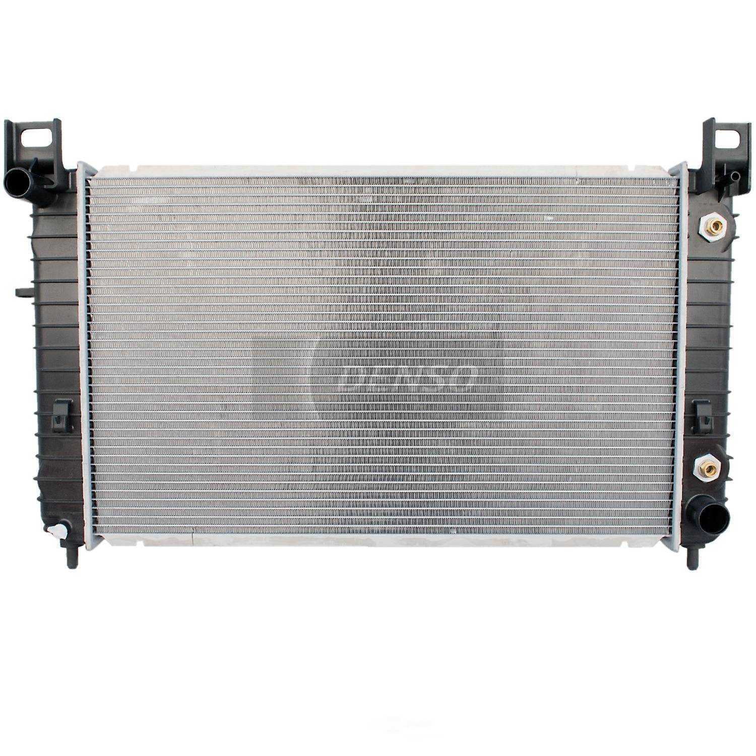 Radiator Fits select: 2000-2004 CHEVROLET SILVERADO, 2000-2004 GMC NEW SIERRA