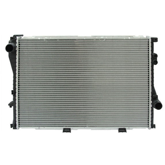 Radiator For 99-03 BMW 540i Z8 740i 750i V6 V8 V12 Great Quality