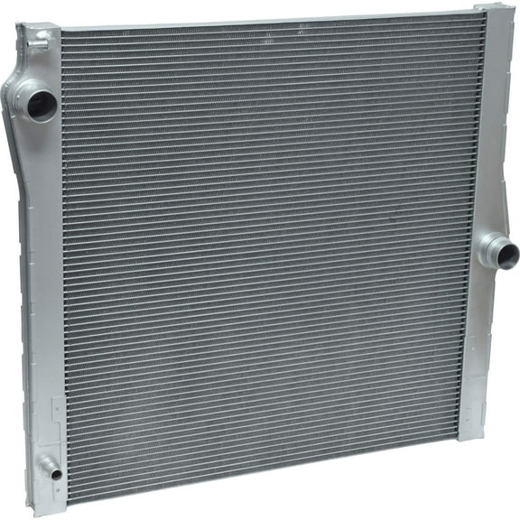Radiator for 07-10 Bmw X5 L6 3.0L V8 4.8L