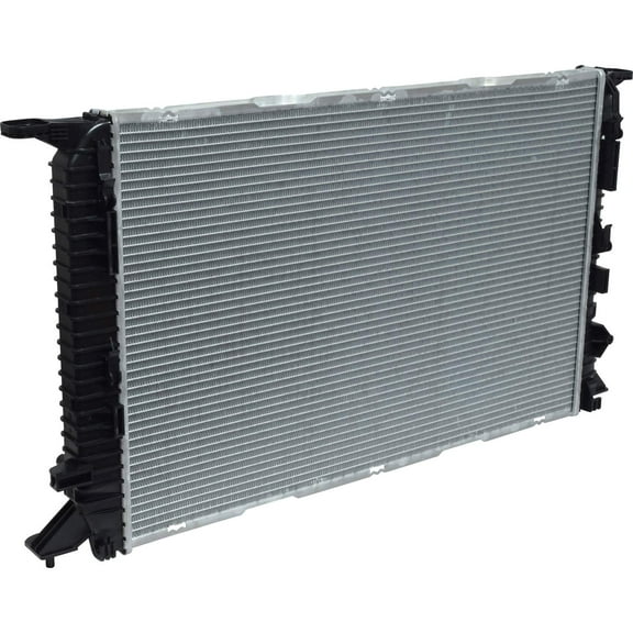 Radiator for Audi A4 A4 attro A5 allroad Q5 2.0L