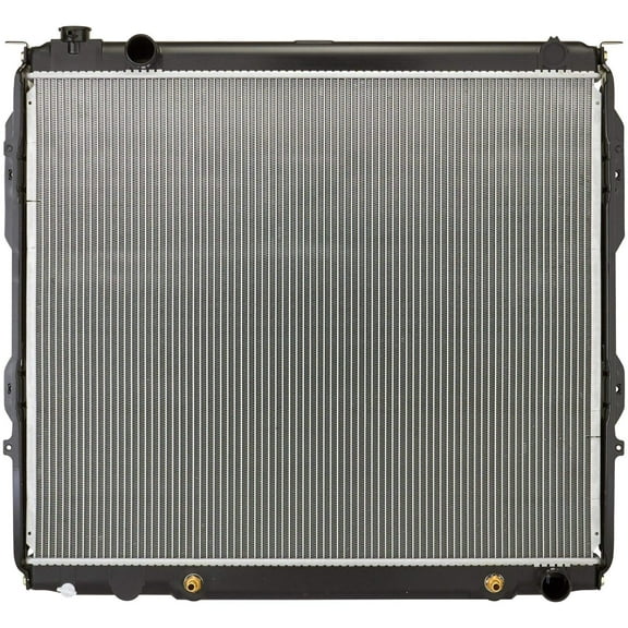 Radiator for Toyota Sequoia 4.7L - 2001 2002 2003 2004 2005 2006 2007/ Toyota Tundra 4.7L - 2004 2005 2006