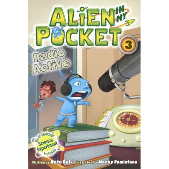 Pre-Owned Radio Active (Turtleback School & Library Binding Edition) (Alien in My Pocket) (Unknown) 0606353496 9780606353496