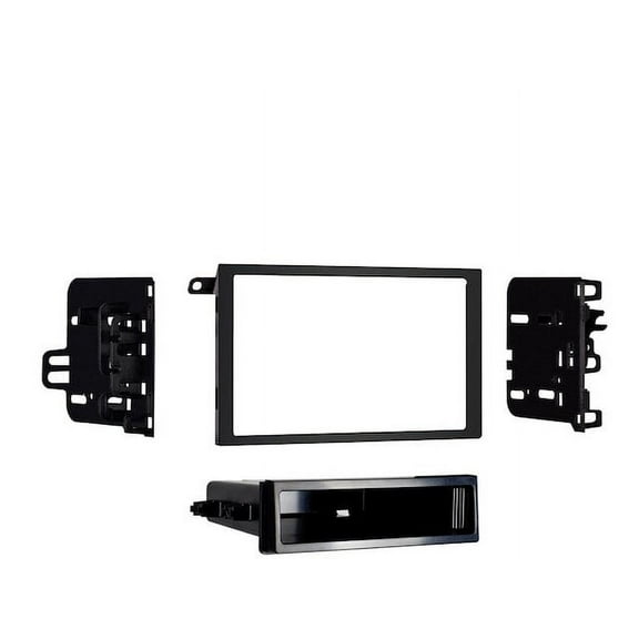 Metra Radio Installation Kit for 2003-2006 Chevy Silverado 1500, Custom Fit, Double DIN Provision