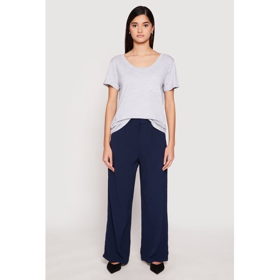 Women's Scoop Neck Pocket T Shirt