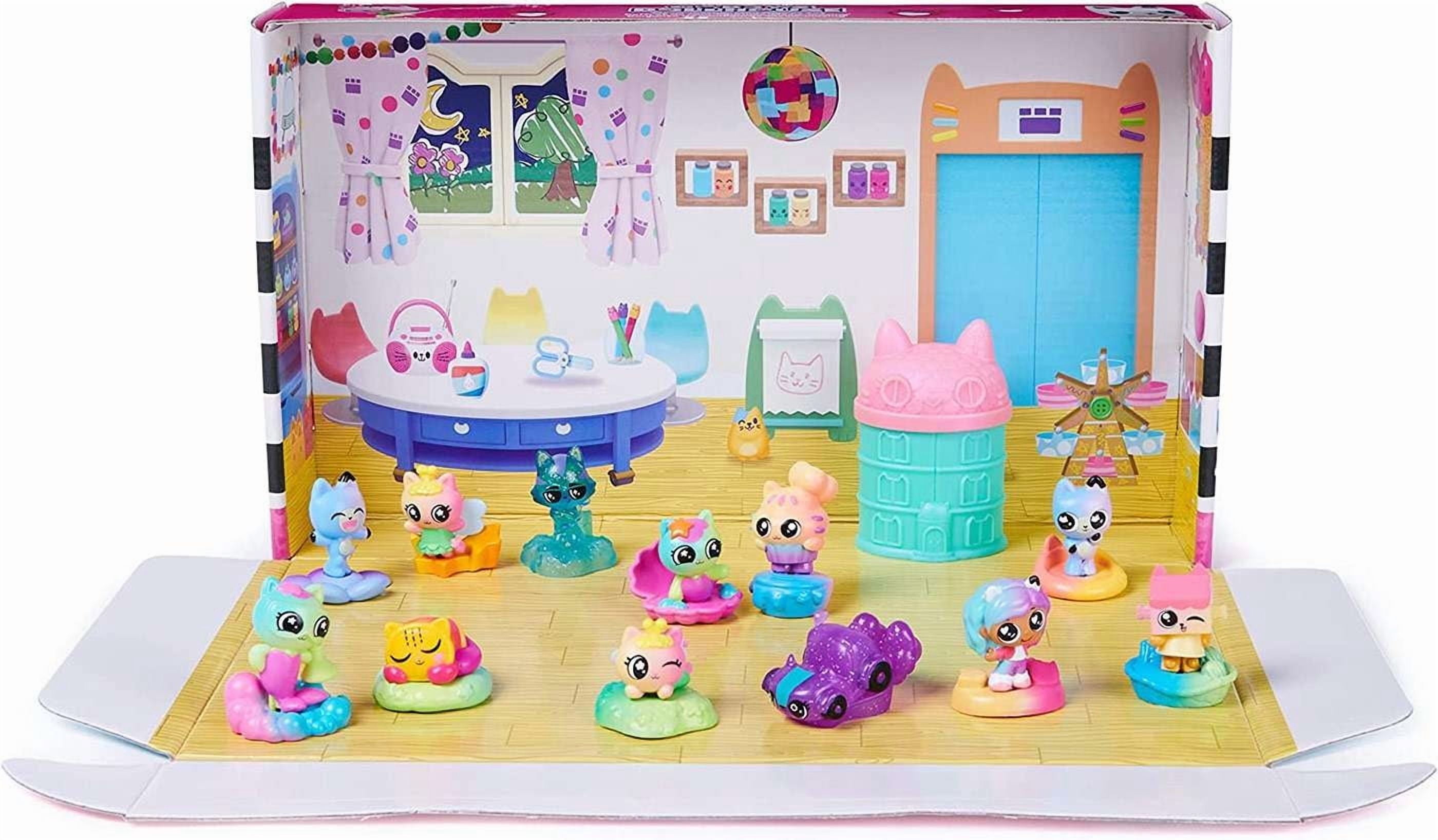 Gabby's Dollhouse Cat Toy Characters 12-Pack Mini Figures 43706