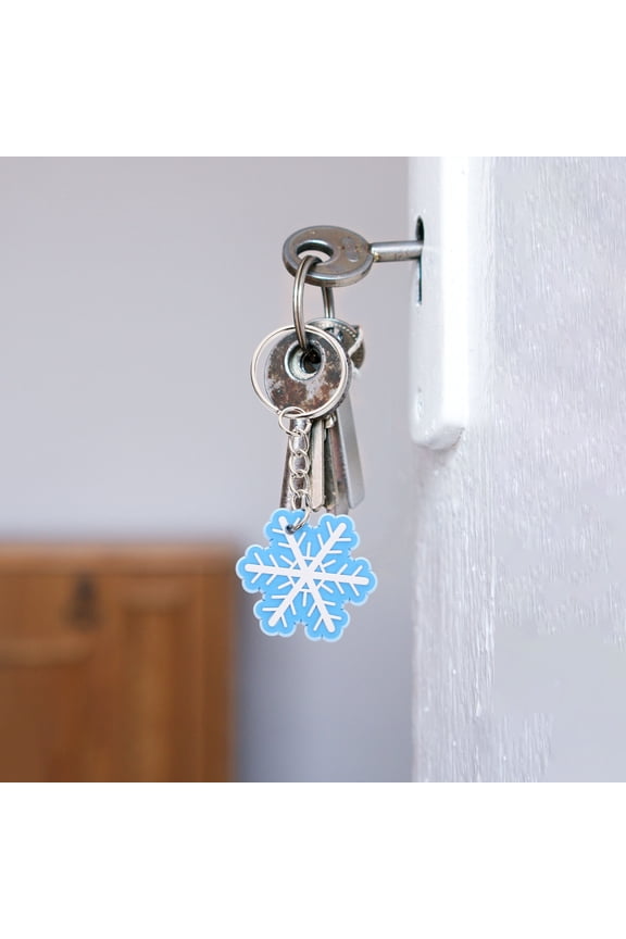 10Pcs Creative Bag Pendant Delicate Design Snowflake Keychain For Christmas New Year Party Favors