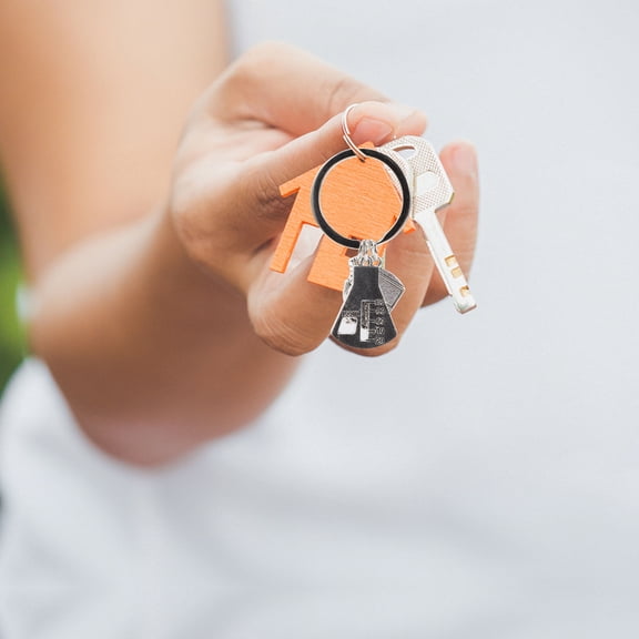 Raindrops 1Pcs Measuring Cup Shape Keyring Fashion Accessory for Chemistry Lovers Laboratory Use