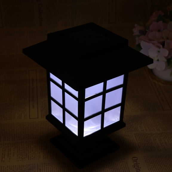 2pcs Antique Solar Floor Lights Outdoor Landscape Spike Pathway Lantern Fence Post Pillar Cap Solar Lamps for Yard Decor