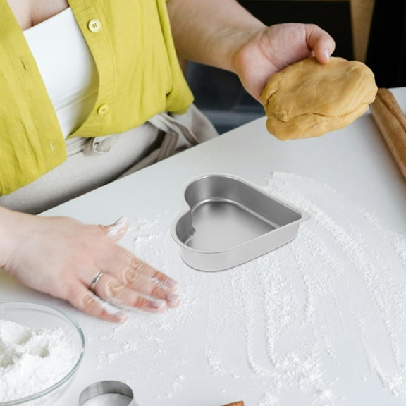 Raindrops  3 Pcs Heart Shaped Cake Pans for Heart-Shaped Mold Child Miss