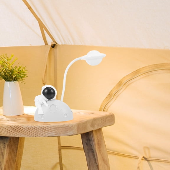 CRILSTYLEO Night Light Astronaut Shape Usb Powered 1Pcs 4.7X4.7X1.4In