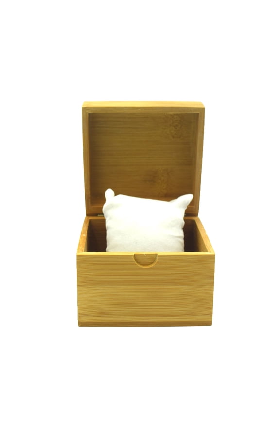 Automatic Watch Winder with Simple Design and Bracelet Organizer Box for Efficient Storage