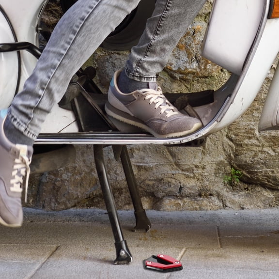 Raindrops Motorcycle Kickstand Extension Pad Aluminum Alloy Red 1Pack 3.6X2.8X0.6In