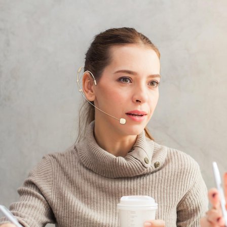 Raindrops Headset Microphone with Earhook Flexible Pickup Rod for Speakers and e Amplifiers