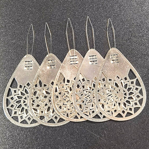 Raindrops Rose Gold Copper Needle Threader for Home Use Easy Threading Tool Ideal for Hand and Machine Needles