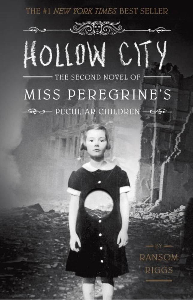 Ransom Riggs: Hollow City: The Second Novel of Miss Peregrine's Peculiar Children (Paperback)