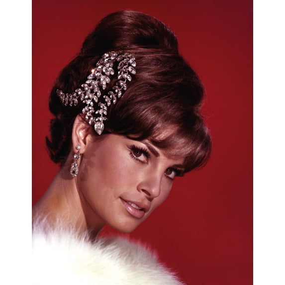 Raquel Welch 1960S Photo Print (8 x 10)