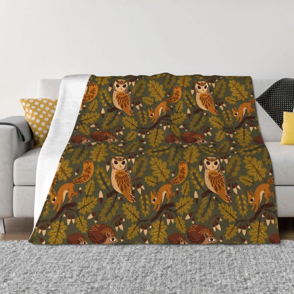 Rateoe Autumn Leaves Owl Squirrel Pattern Flannel Throw Blanket, Ultra-soft Blanket for Bed, Couch, Car, Hypoallergenic Anti-pilling blanket-