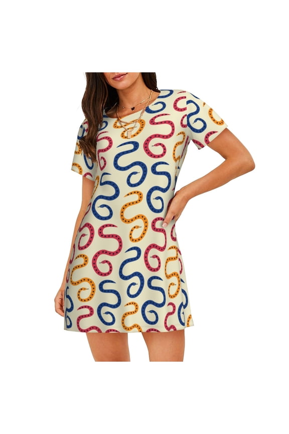 Snake Print Women’s Nightdress – Cozy Cotton Short-sleeved Sleep Shirt, Loose-Fit Sleepwear, Perfect for Relaxing and Sleeping