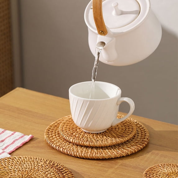 Rattan Trivet 9.5cm – Woven Hot Pad for Coffee Mugs & Small Bowls, Heat Insulation Mat for Dining Table, Natural Rattan Cup Mat for Kitchen, Tea Set Accessories (1PC)