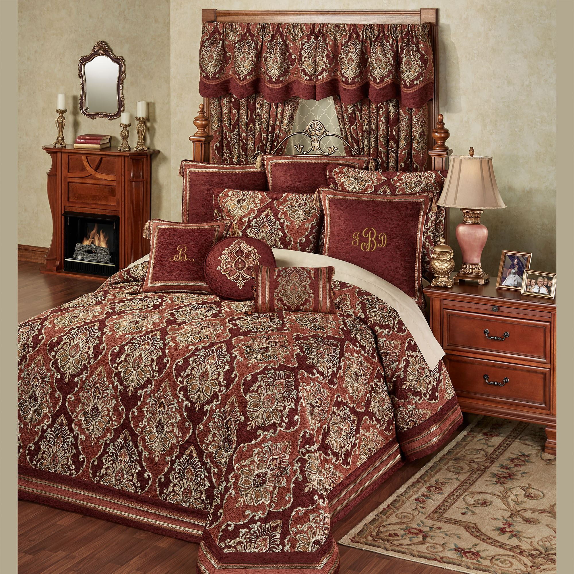 Ravenna Grande Bedspread Jacquard Chenille Quilted Victorian Style