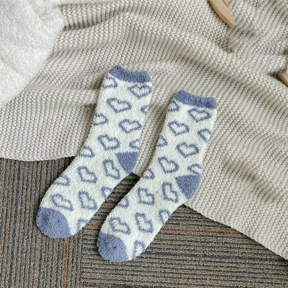 Rciityk Women's Slipper Fuzzy Socks Winter Warm Plush Cozy Floor Socks Cute Love Print Mid Length Crew Sock Christmas Gifts