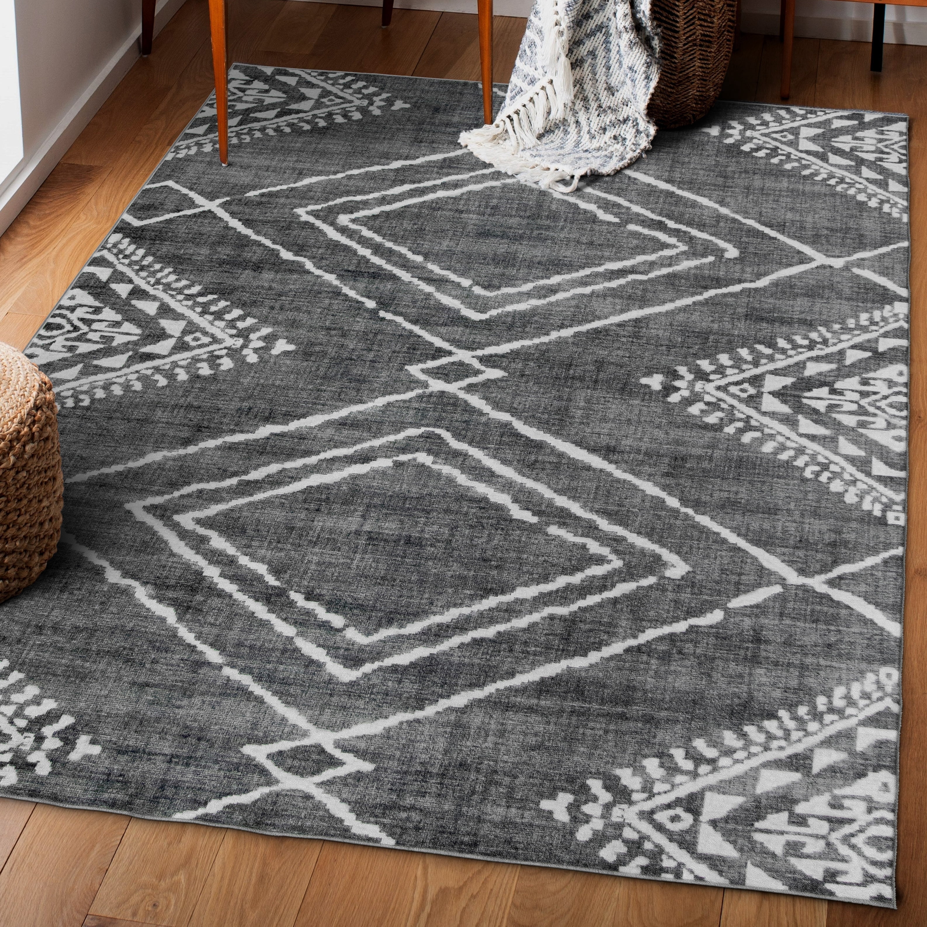 ReaLife Rugs Machine Washable Area Rug - Living Room Bedroom Bathroom Kitchen Entryway Office - Padded Low Pile Stain Resistant Premium - Moroccan Diamond Tribal - Jax - Gray 4' x 6'