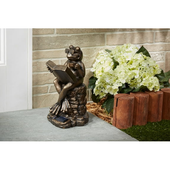 Reading Tea Frog Solar Statue