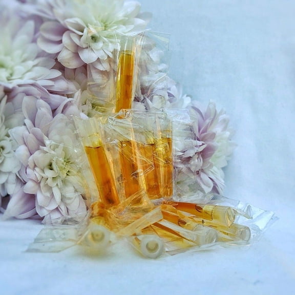 Real Bee Swarm Lure Trapping Honey Bee Catchers - 10 Vials