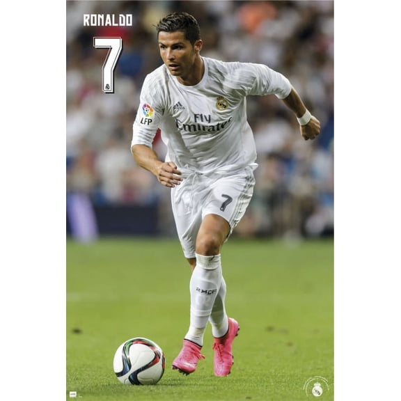 Real Madrid 2015-2016 Ronaldo Action Poster (24 x 36)