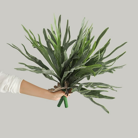 Realistic Artificial Staghorn Fern Leaves, Perfect for Indoor & Outdoor Décor