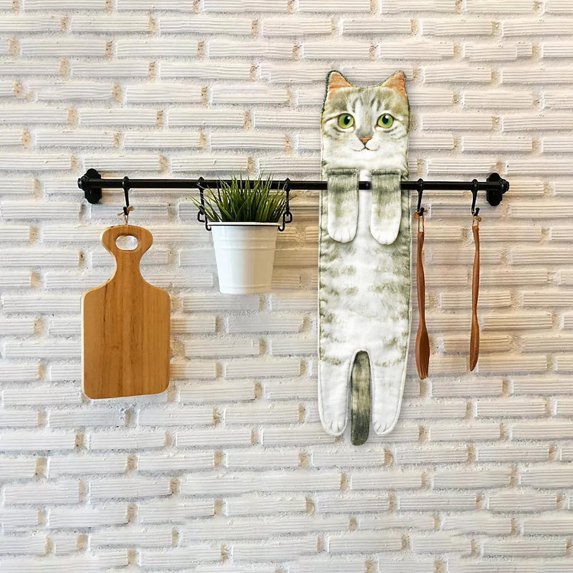 Realistic Cat-Shaped Hand Towel - Hanging Absorbent Face Wipe Towel, Soft Fluffy Cat-Themed Decor, Durable Bathroom & Kitchen Towel, Perfect 2026, Valentine's Day & Easter Home Guest Use, Green