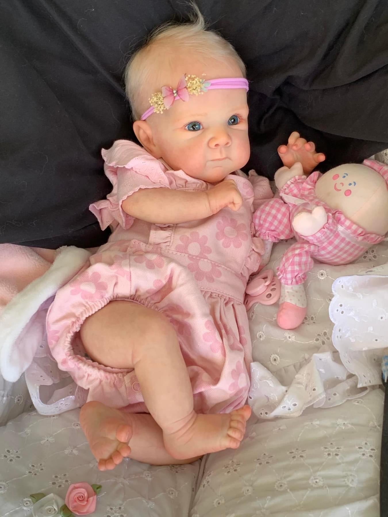 Realistic Reborn Baby Dolls Adorable 18" Sleeping Dolls Lifelike Toddler Newborn Cloth Body with Feeding Accessories Gift Box for Kids Age 3+
