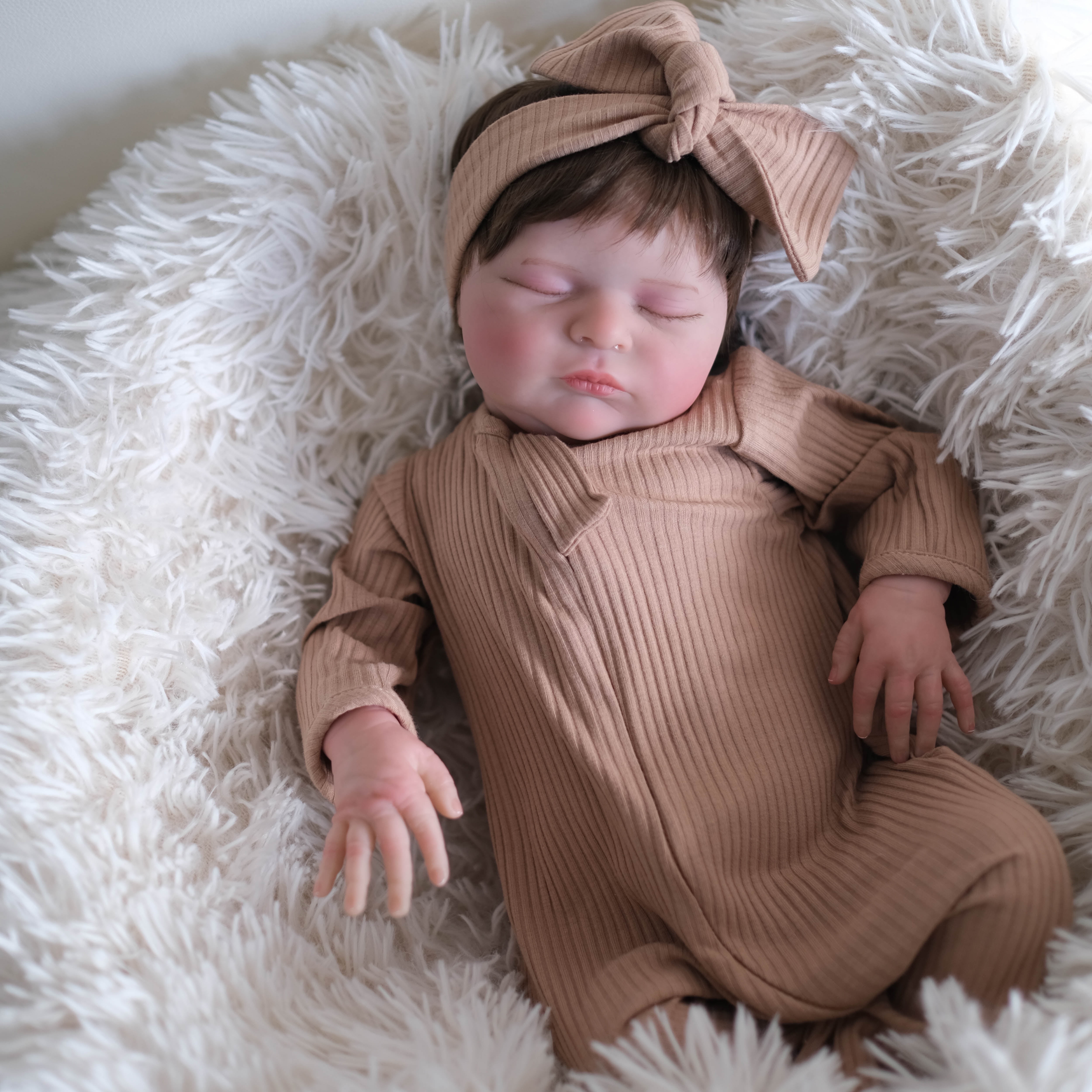 Realistic Reborn Baby Dolls Newborn - 19" Cloth Body Lifelike Reborn Boy Doll Poseable Real Life Sleeping Baby Dolls Gift Toys for Kids Age 3+