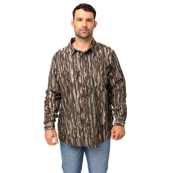 Realtree Men's Button Down Long Sleeve Shirt – Original Camo – Comfortable & Durable Outdoor Wear | Size M