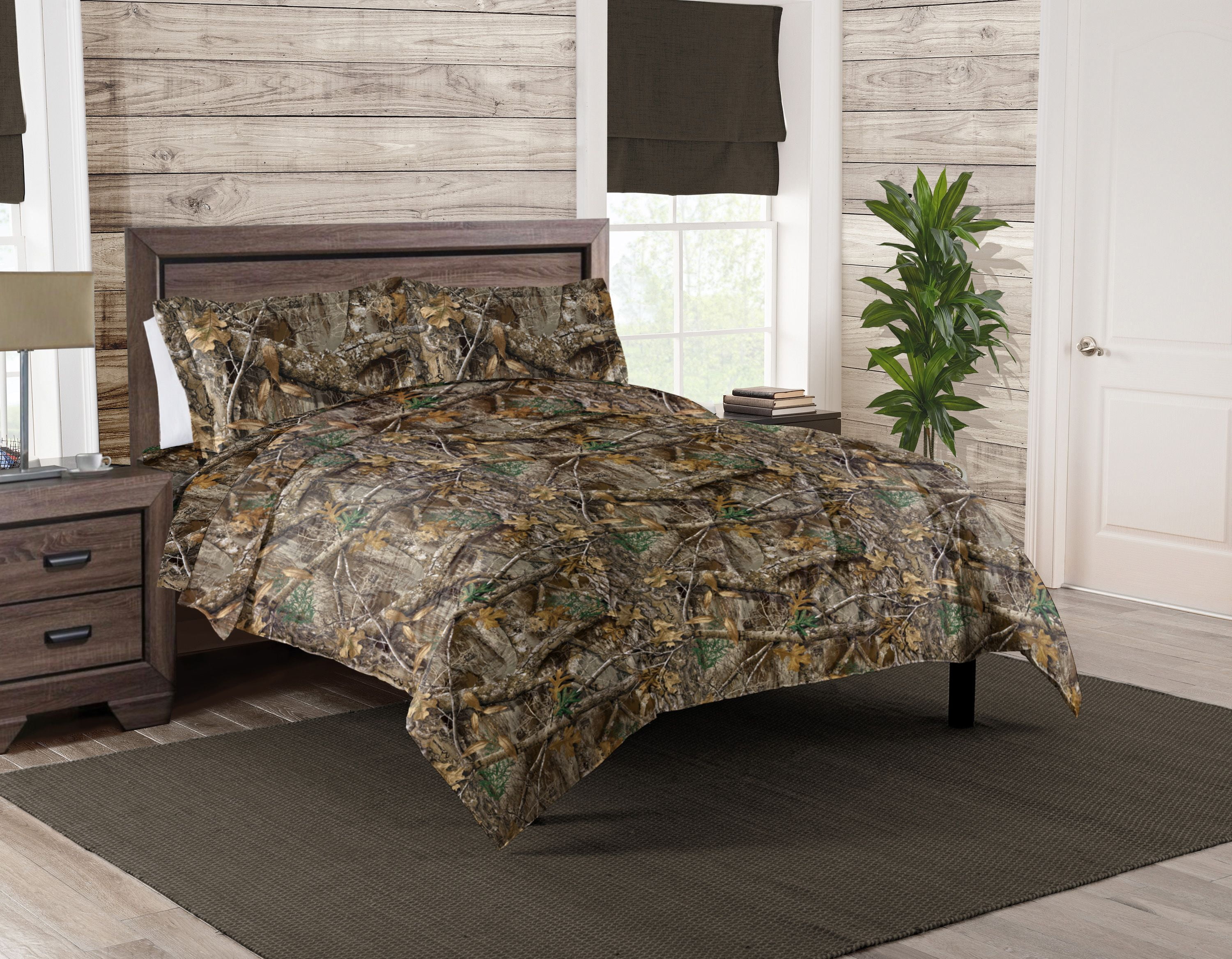 Queen size 2024 camo comforter