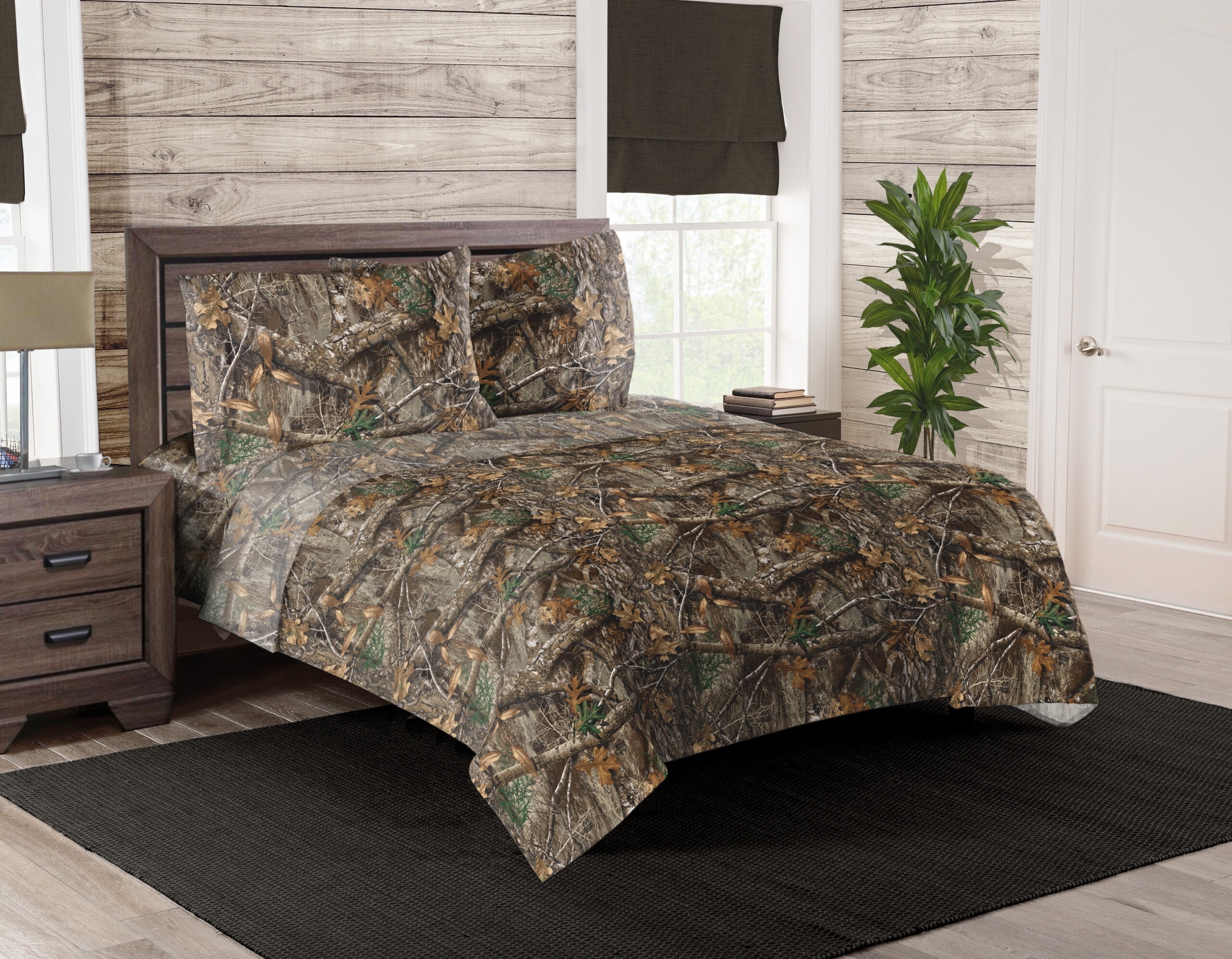 Realtree Edge Camouflage Queen Polyester Bedding Set