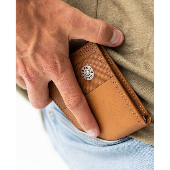 Realtree Leather Shell Logo Trifold Wallet