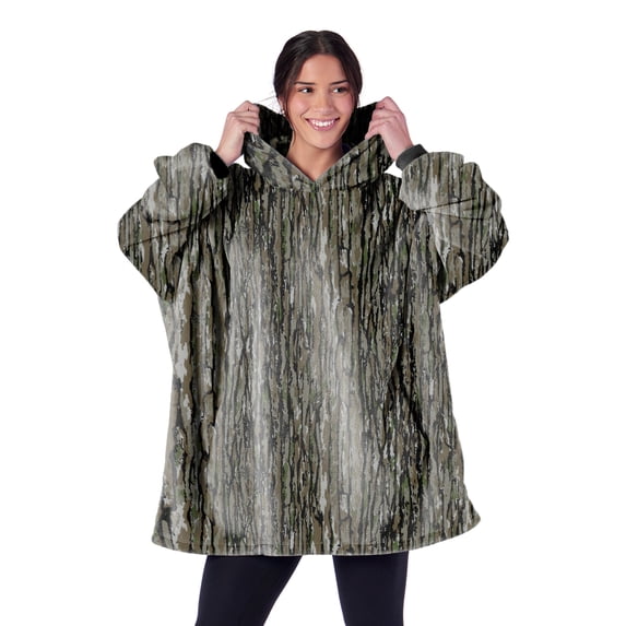 Realtree Original Real Tree Silk Touch Hoodler - Oversized Wearable, One Size Fits Most