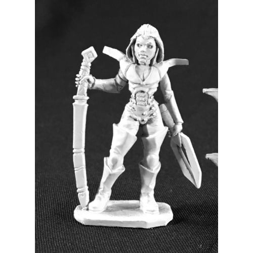 Reaper Miniatures Female Glaive w/Katana New