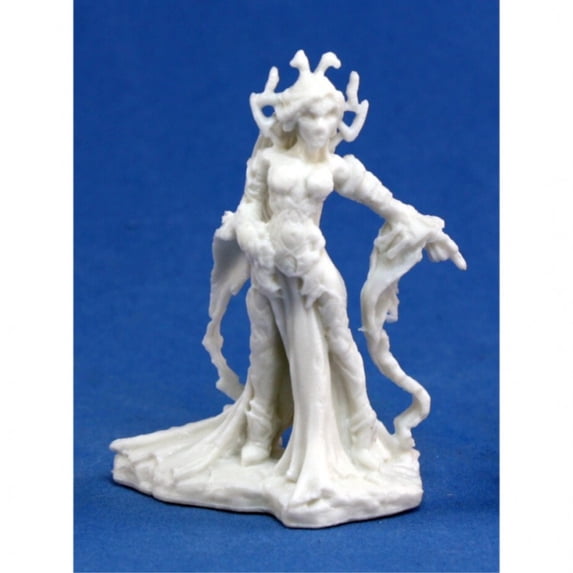 Shaeress, Dark Elf Queen (1) Miniature REM77066 Reaper