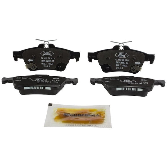 Rear Brake Pad Set - Compatible with 2018 - 2022 Ford EcoSport AWD 2019 2020 2021